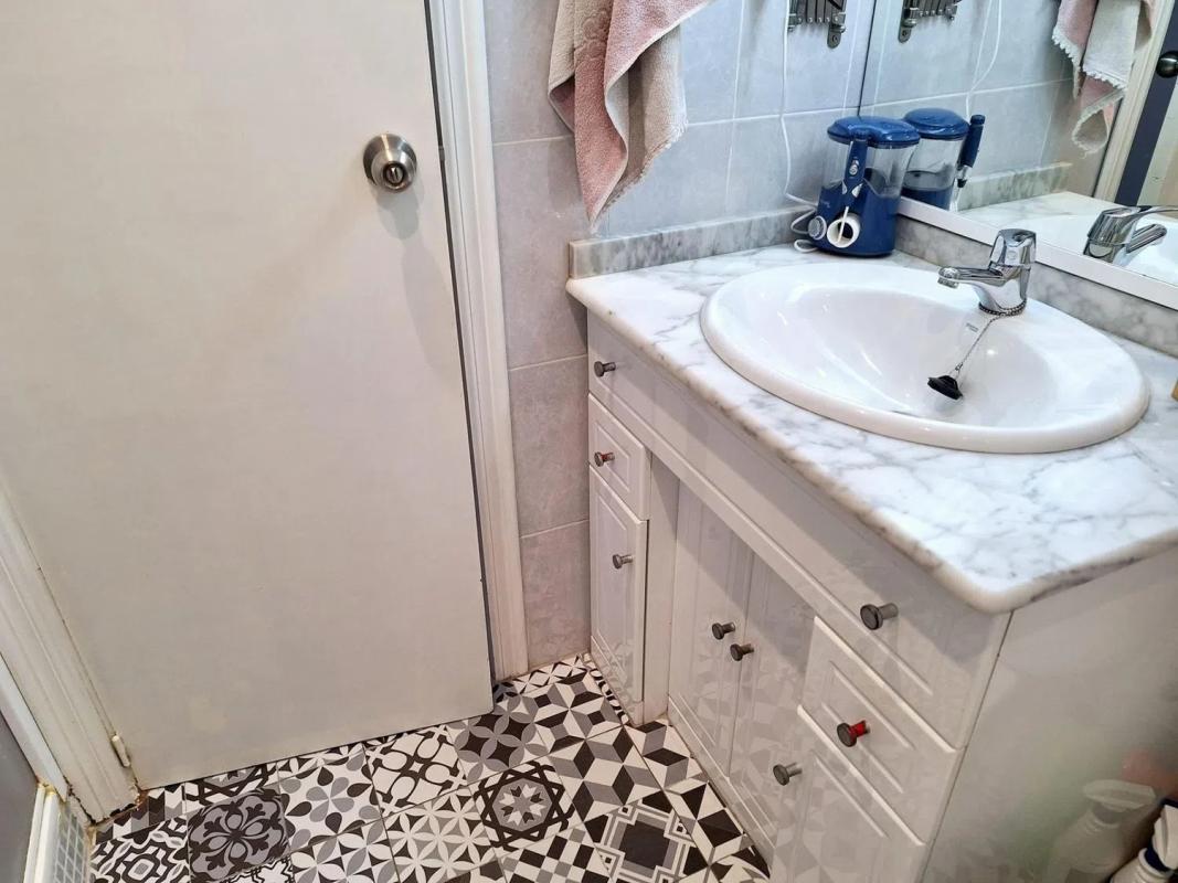 Sale of apartment in La Paz , Villena
 photo 4