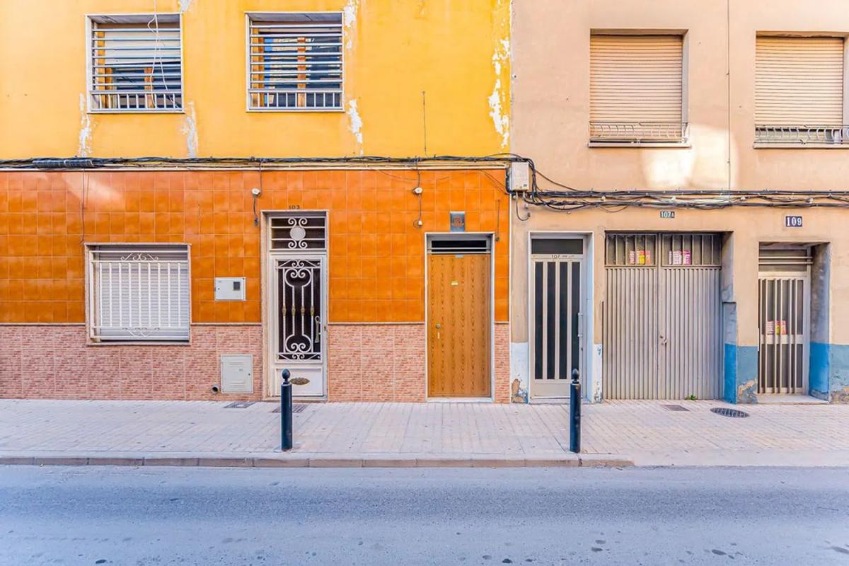 Sprzedaż mieszkania w Calle de Cristóbal Amorós, Villena
 photo 2