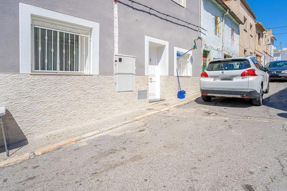 Propiedades en venta y alquiler en España photo 5