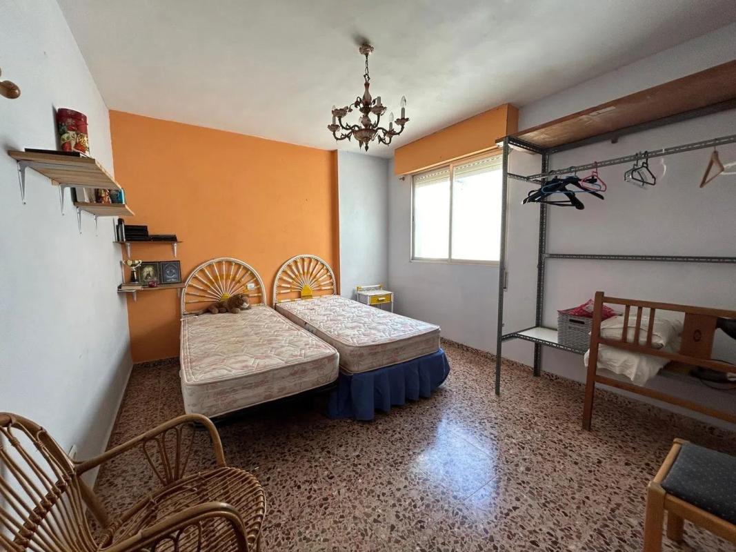 Sale of apartment in El Mercado, Villena
 photo 5