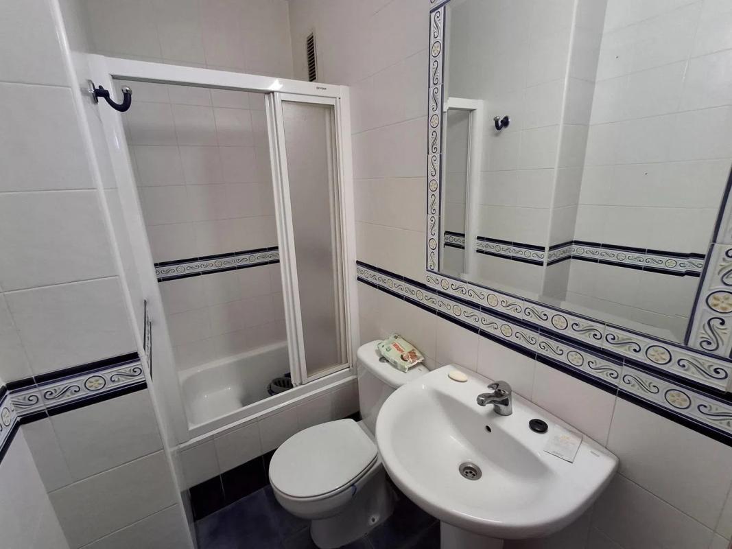Sale of apartment in Calle de San Sebastián, Villena
photo 2