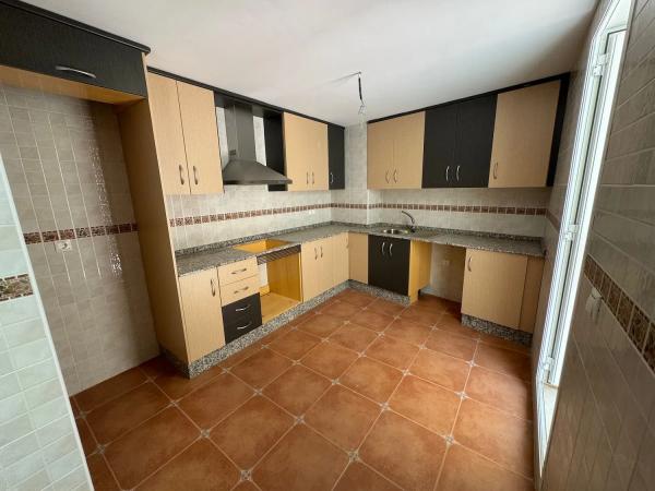 Apartment for sale in Plaza del Pais Valenciano, Villena photo 1