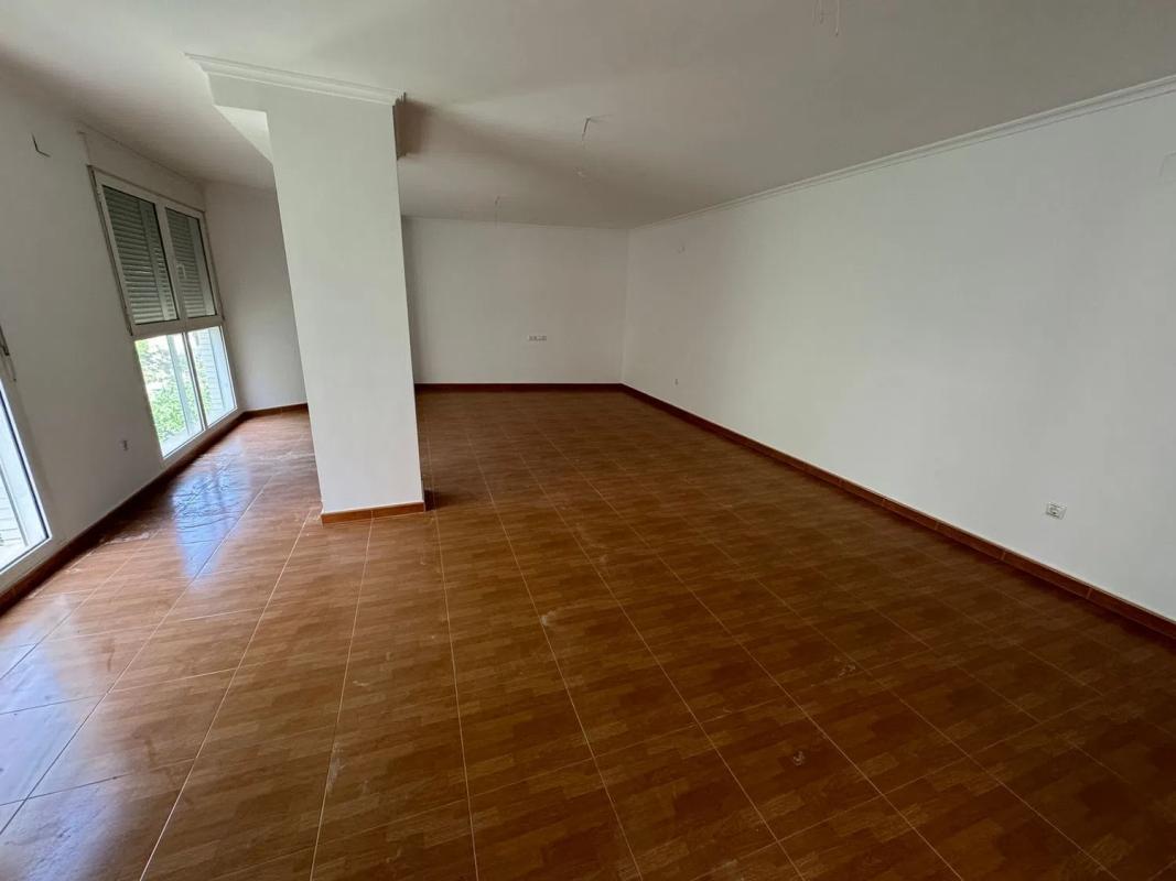 Venta de piso en Plaza del Pais Valenciano, Villena
 photo 2