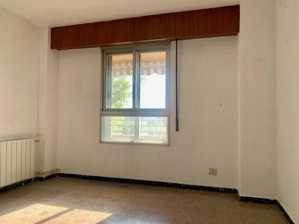 Apartment for sale in Calle de Cristóbal Amorós, Villena photo 1