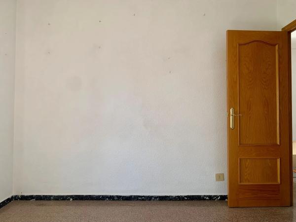 Apartment for sale in Calle de Cristóbal Amorós, Villena thumbnail 2