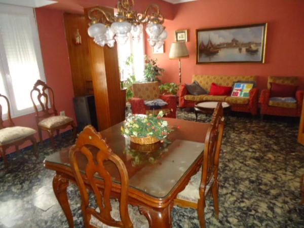 Piso en venta en Calle de Cánovas del Castillo, Villena thumbnail 2