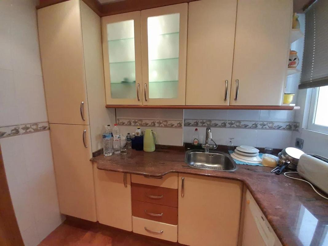 Sale of apartment in Calle de Cánovas del Castillo, Villena
 photo 2