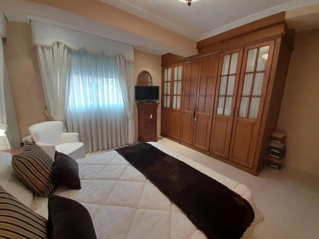 Sale of apartment in Calle de Cánovas del Castillo, Villena
 photo 3