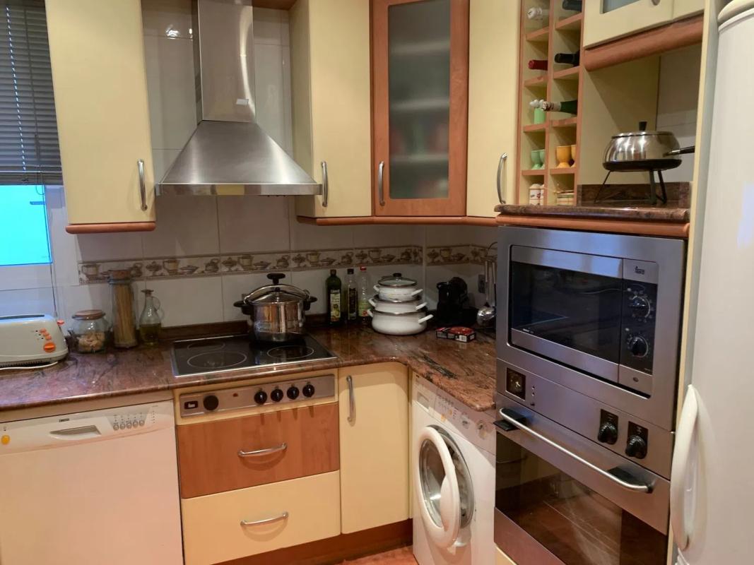 Sale of apartment in Canovas del Castillo, Villena
 photo 5