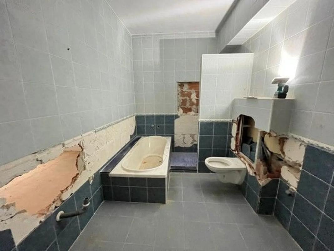 Propiedades en venta y alquiler en España photo 2