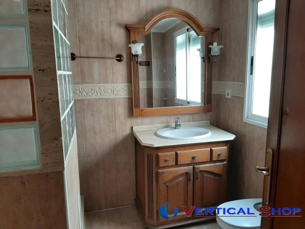 Sale of apartment in La Paz , Villena
 photo 4