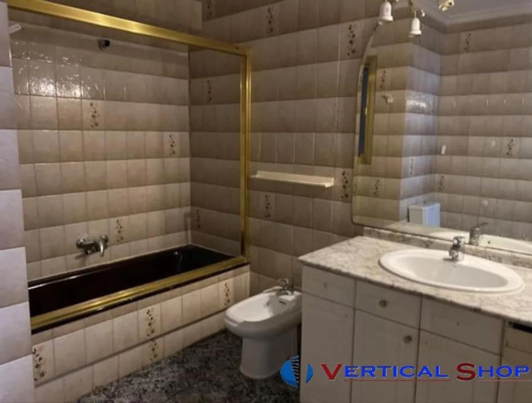 Sale of apartment in La Paz , Villena
 photo 2