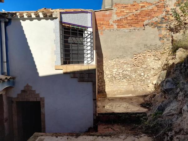 Коттедж на продажу в  El Mercado, Villena photo 2