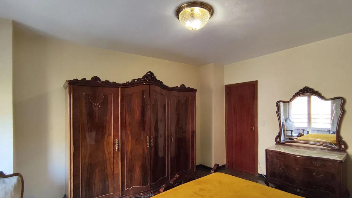 Sale of apartment in Calle Joaquín M López, 18, Villena
photo 3