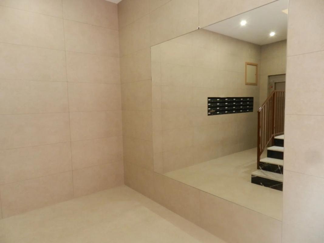 Продажа квартиры на Calle de Gil Osorio, 2, Вильена
photo 1