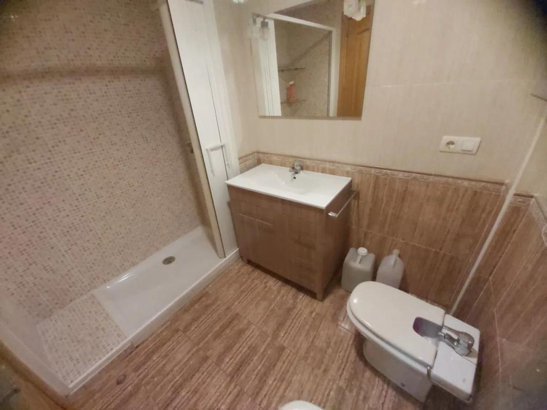 Sale of apartment in Calle Bodegas, Villena
 photo 5