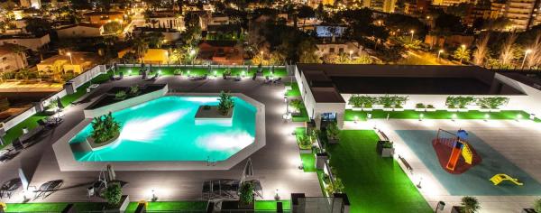 Promoción Complejo Residencial Carlos III obra nueva en Roquetas de Mar photo 1