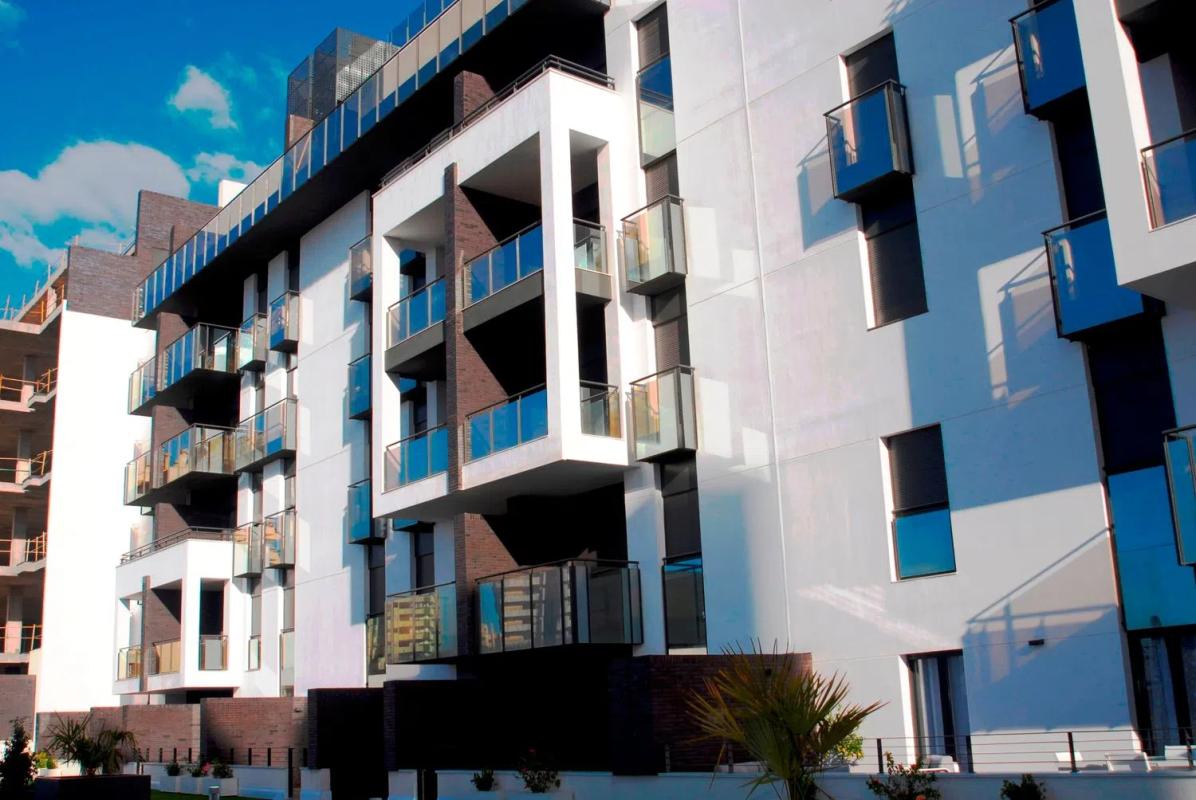 Obra nueva Complejo Residencial Carlos III en Roquetas de Mar (Revista) photo 2