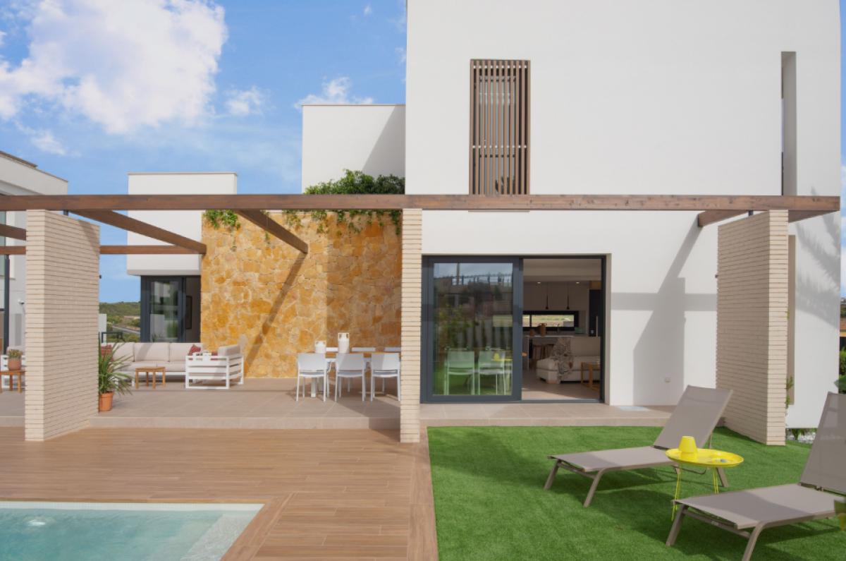 Properties for sale and rent in Spain photo 4