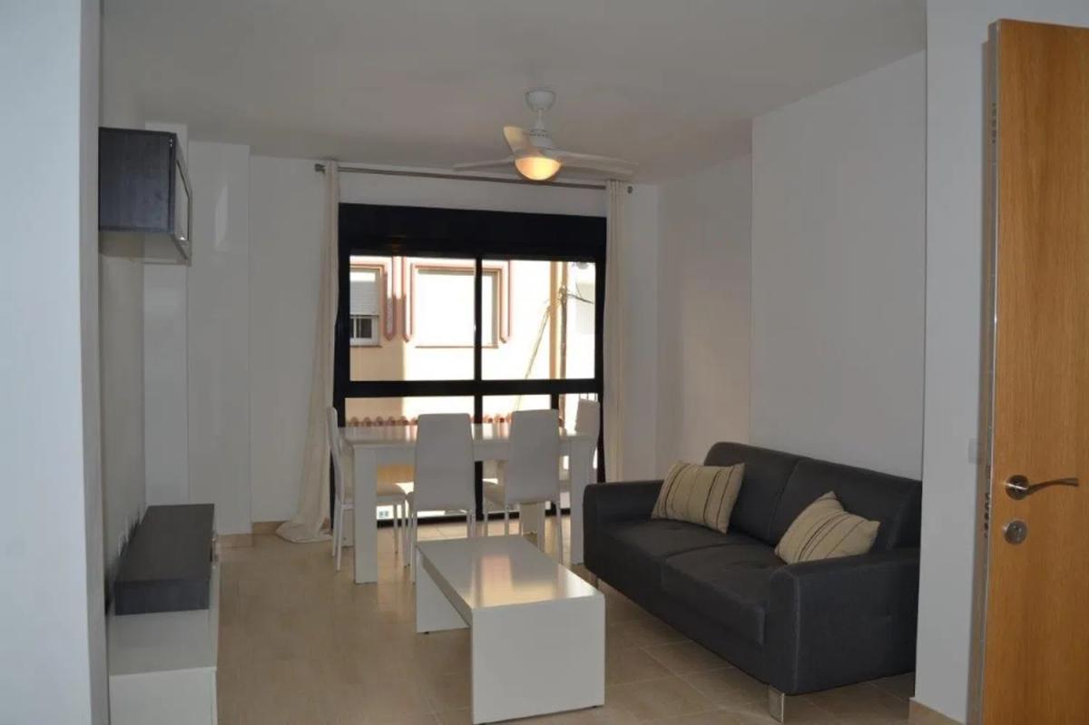 APARTAMENTOS COMUNIDAD GUADALFEO
