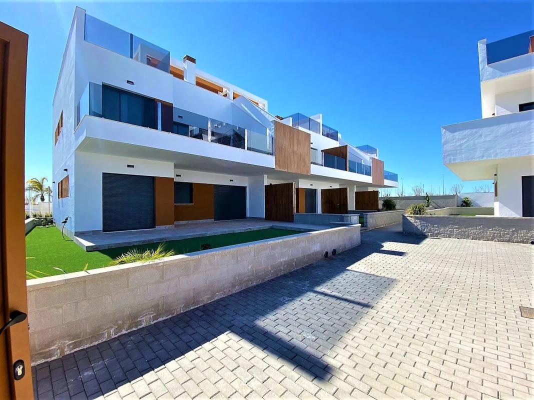 Obra nueva Resort Luxury VII en Pilar de la Horadada (Revista) photo 2