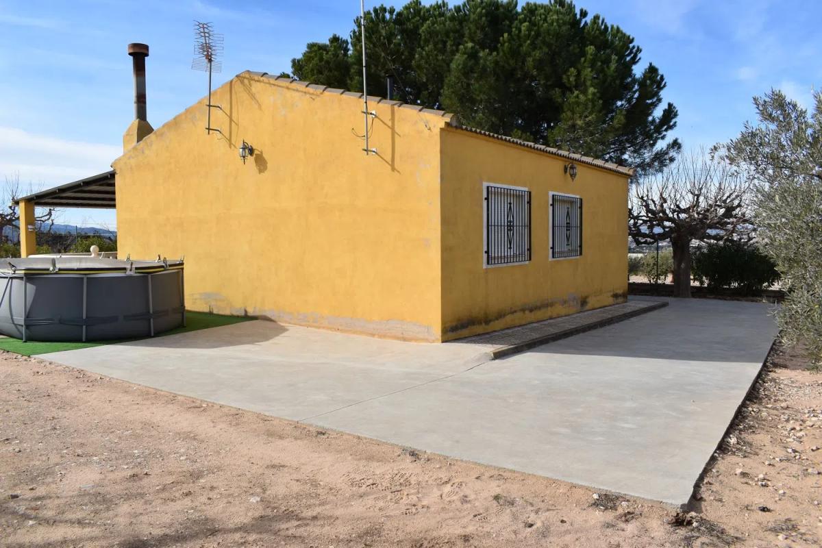 Propiedades en venta y alquiler en España photo 2
