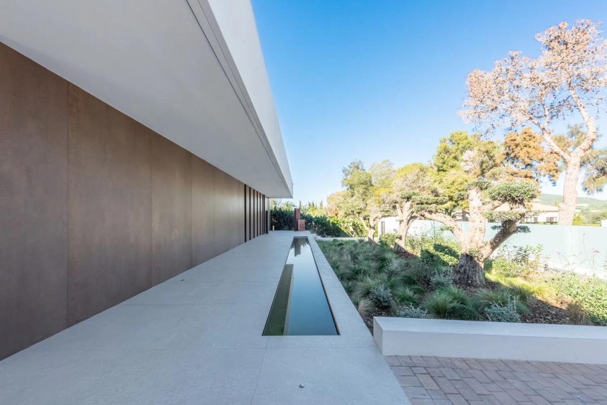 Obra nueva Villa Unique en Sotogrande (Revista) photo 3