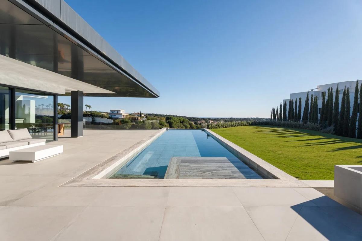Obra nueva Villa en Sotogrande Alto en Sotogrande (Revista) photo 2