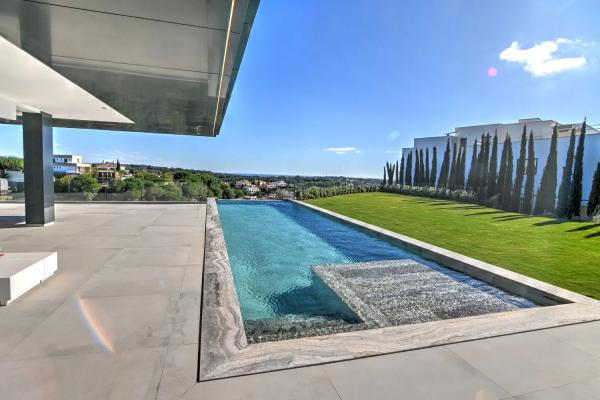 Продажа новостроек Villa Sueño в городе Sotogrande thumbnail 2
