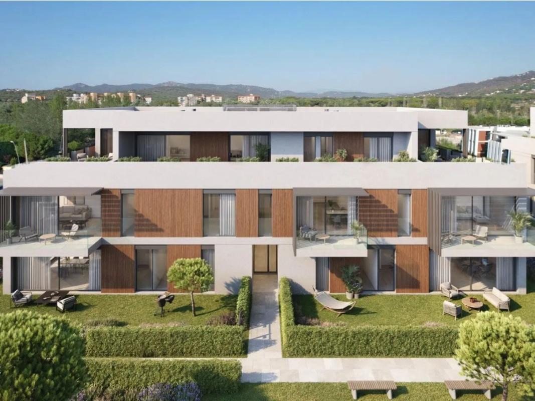 Obra nueva 53 viviendas en Platja d'Aro en Castell-Platja d'Aro (Revista) photo 4