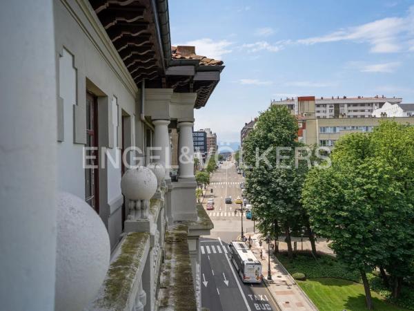 Квартира на продажу на  Marqués de Santa Cruz, 10, Овьедо photo 4