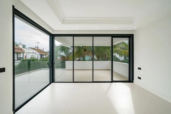 Promotion VILLA MARBELLA GOLDEN MILE new development in Marbella photo 1