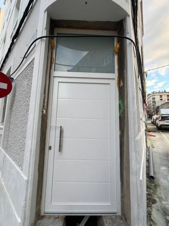 Duplex for sale on Jose Gonzalez Chas, 39, A Coruña thumbnail 1
