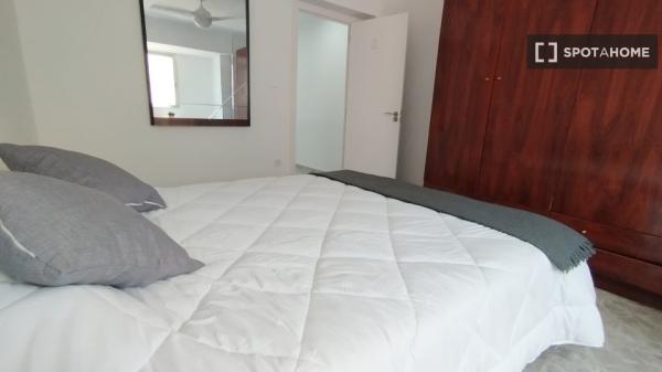Habitación en piso compartido en valència photo 4