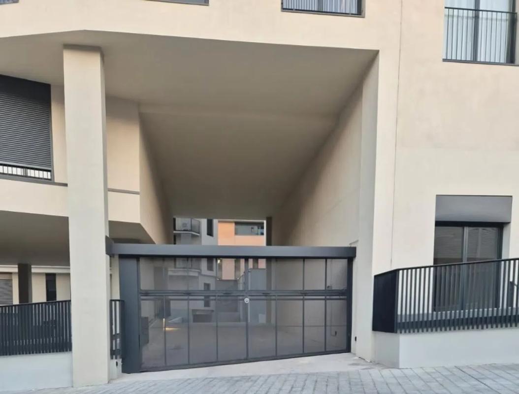 Venta de garaje en  Avenida Barcelona, 79 , Sant Joan Despí photo 2