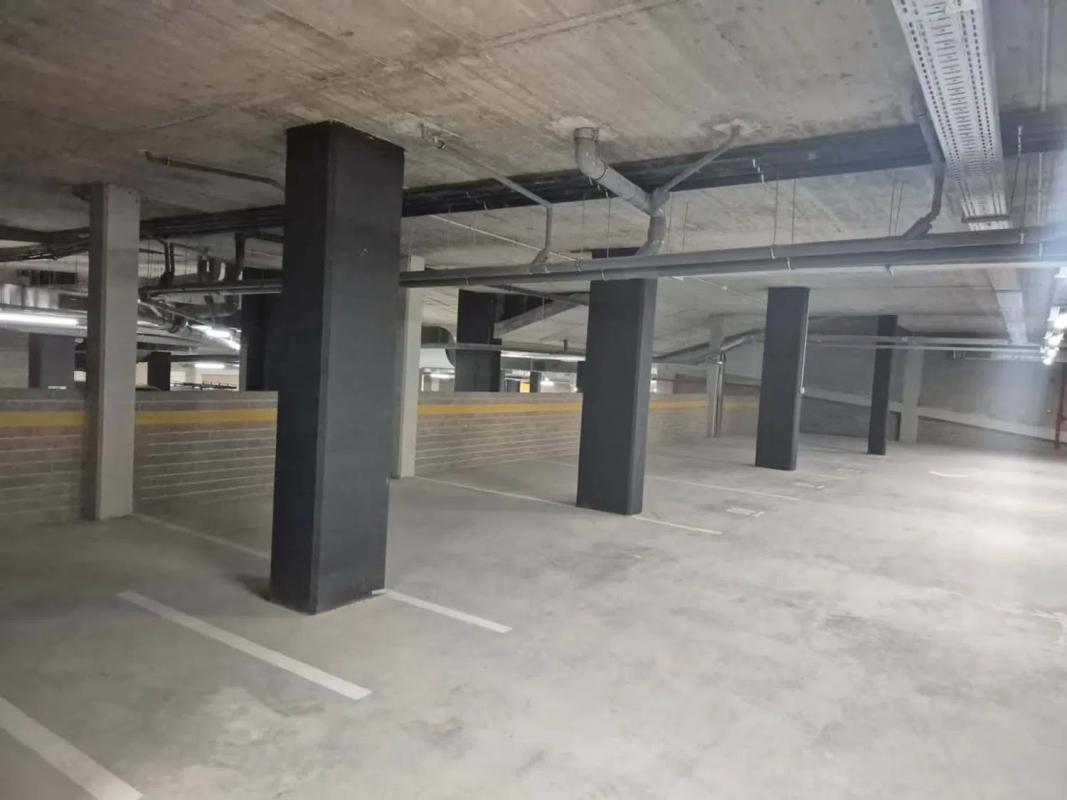 Venta de garaje en  Avenida Barcelona, 79 , Sant Joan Despí photo 3