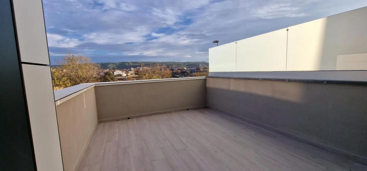 Obra nueva Casa unifamiliar en Navarcles en Navarcles (Revista) photo 2