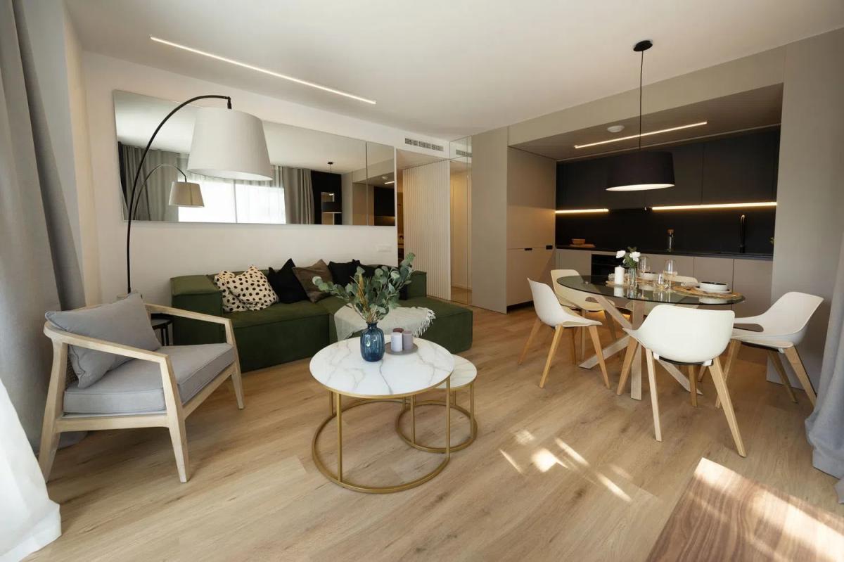 Obra nueva CERDANYOLA CENTRE N-I en Cerdanyola del Vallès (Revista) photo 1