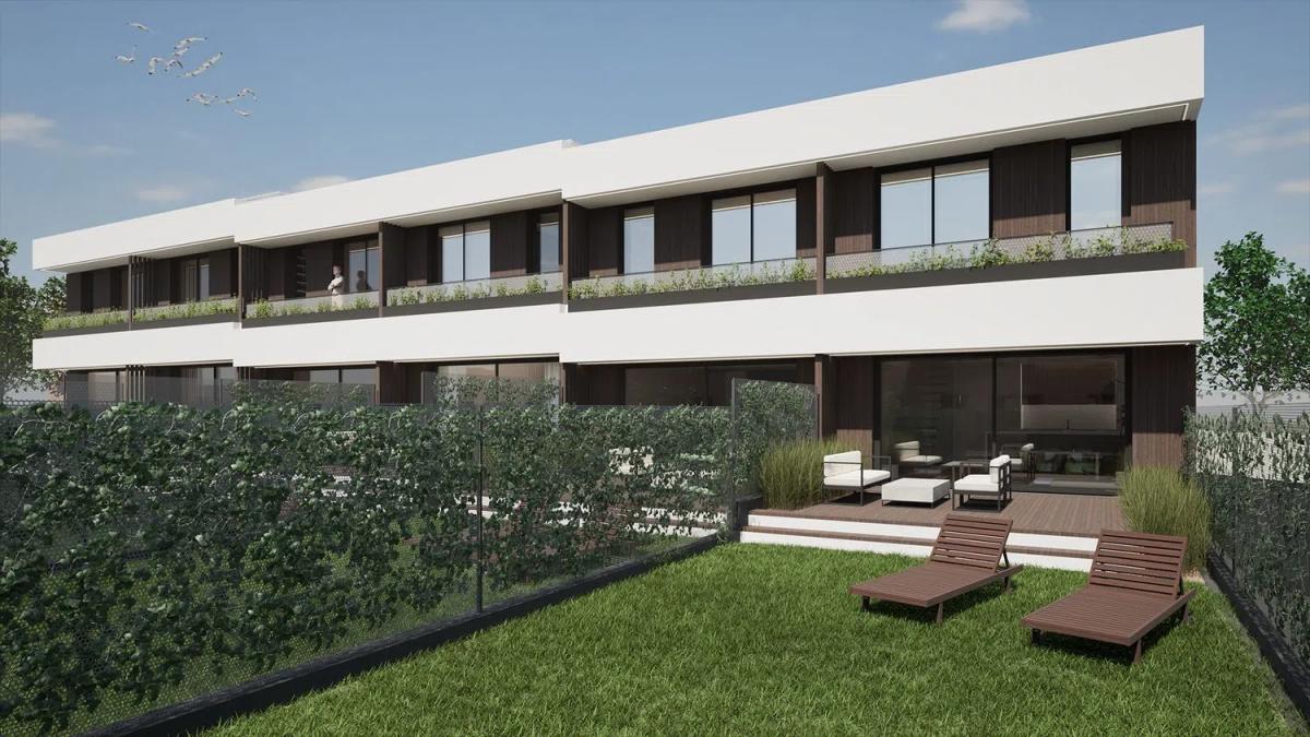 Venta de chalet adosado en Damià Puig s/n , Palafolls photo 4