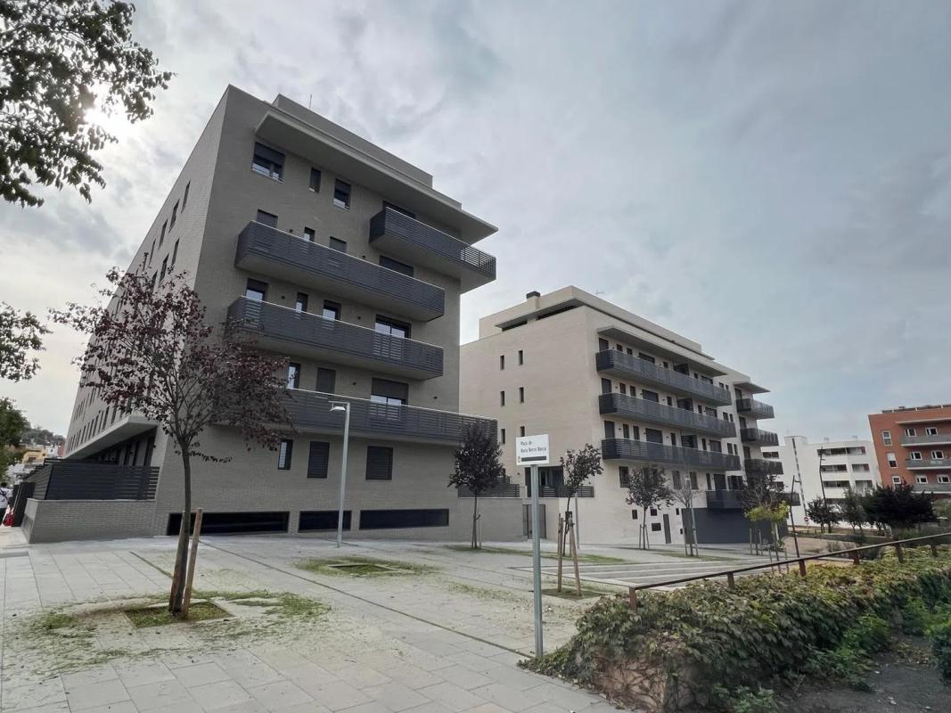 Obra nueva Les Guardioles Residencial en Molins de Rei (Revista) photo 4