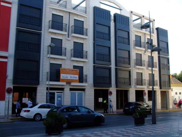 Local en venta en Avenida Guillermo Reyna, 8 photo 2