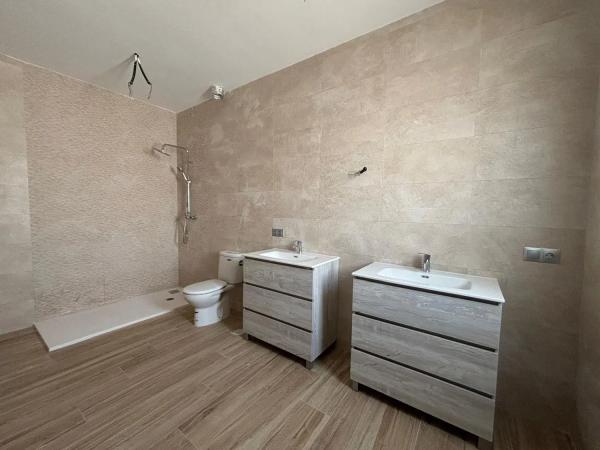 Частный шале на продаже в Calle Hacienda Clarevot, 9, Алкала-де-Гвадира photo 1
