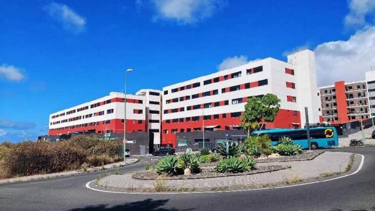 Obra nueva canarias jose m miralles sall poeta en Las Palmas de Gran Canaria (Revista) photo 3