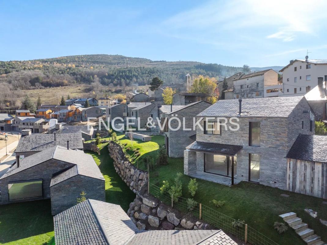 Obra nueva La Closa de Queixans en Fontanals de Cerdanya (Revista) photo 5