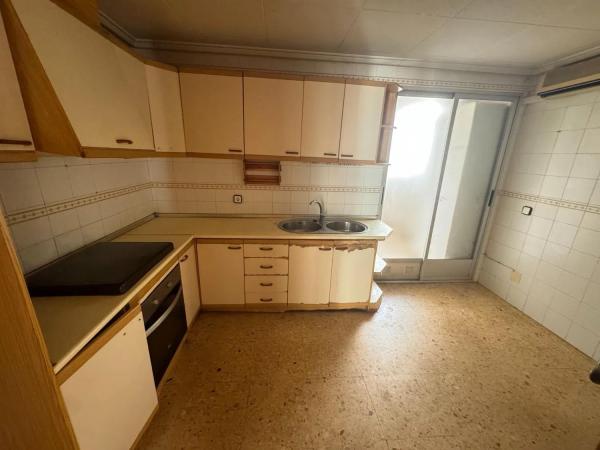 Продажа квартиры в Calle Poeta Fco. Salinas Garcia, 17, Callosa de Segura thumbnail 2