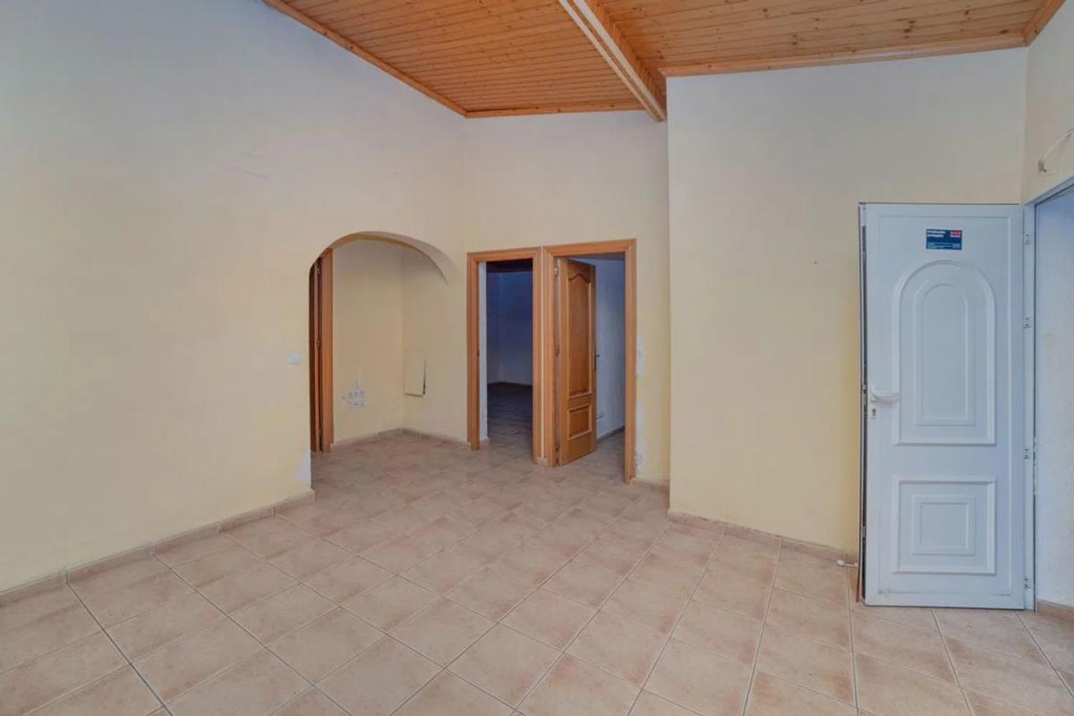 Недвижимость на продажу и в аренду в Испании photo 2