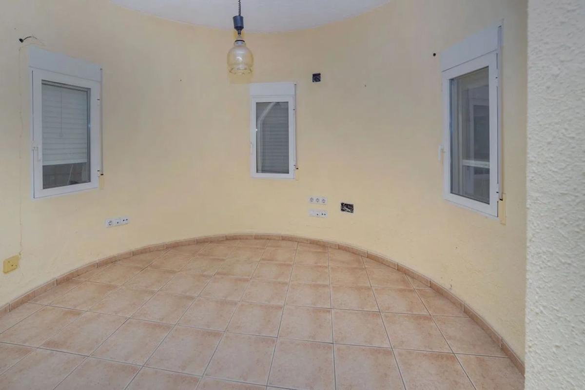 Недвижимость на продажу и в аренду в Испании photo 5