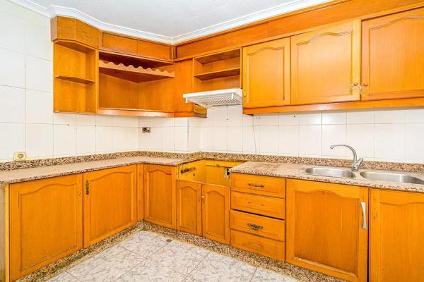 Apartment for sale in Calle la Ópera, Elda thumbnail 2