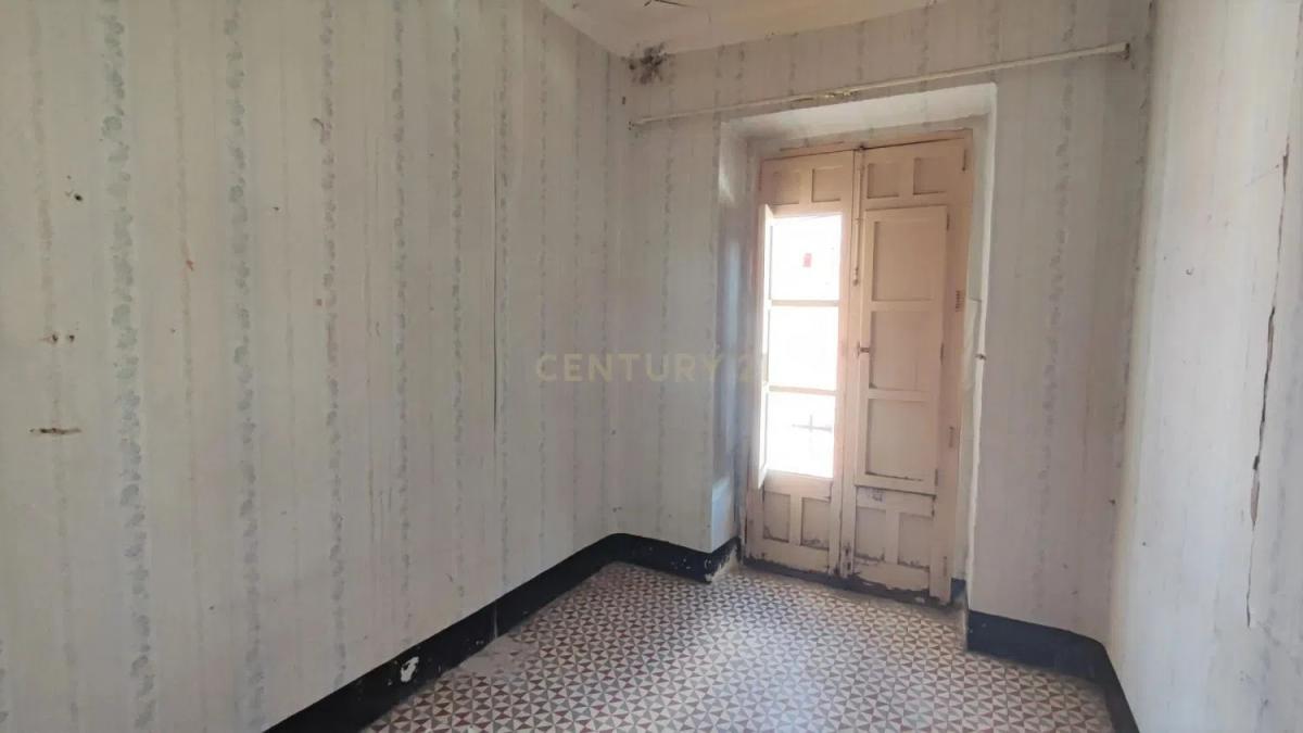 Недвижимость на продажу и в аренду в Испании photo 4