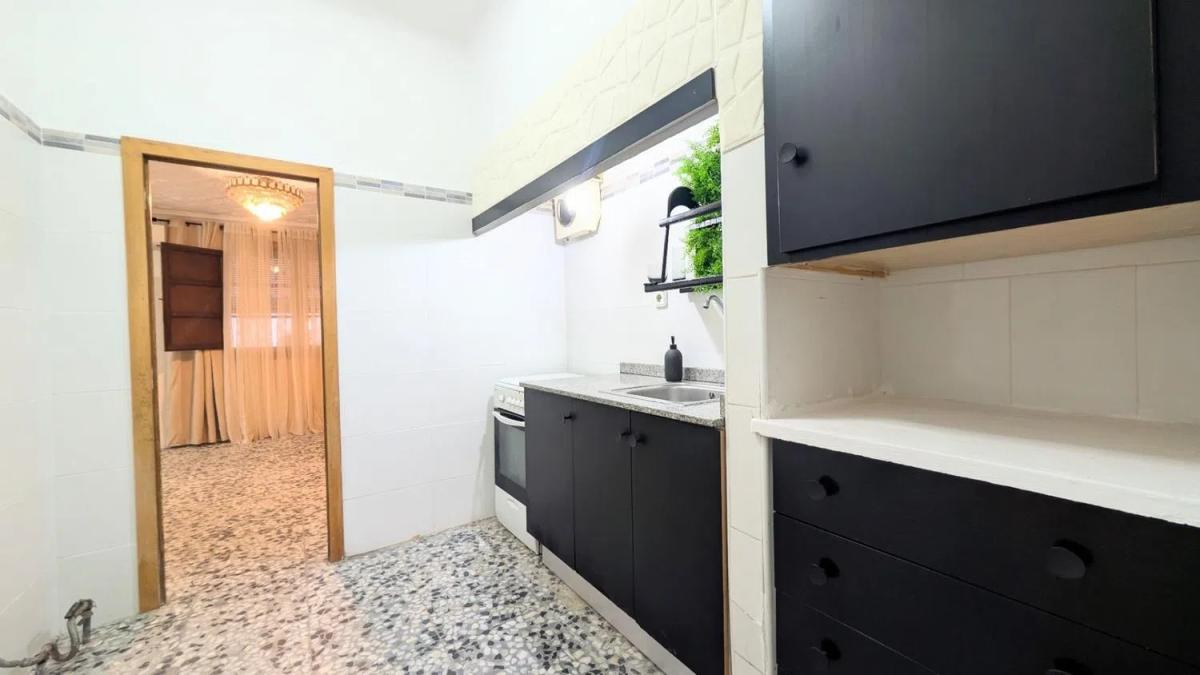 Properties for sale and rent in Spain photo 3